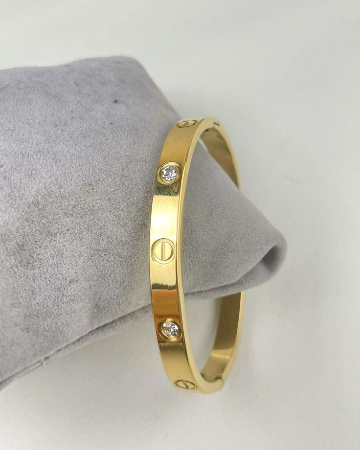 The Iconic Minimalist Bangle ( Stainless steel)
